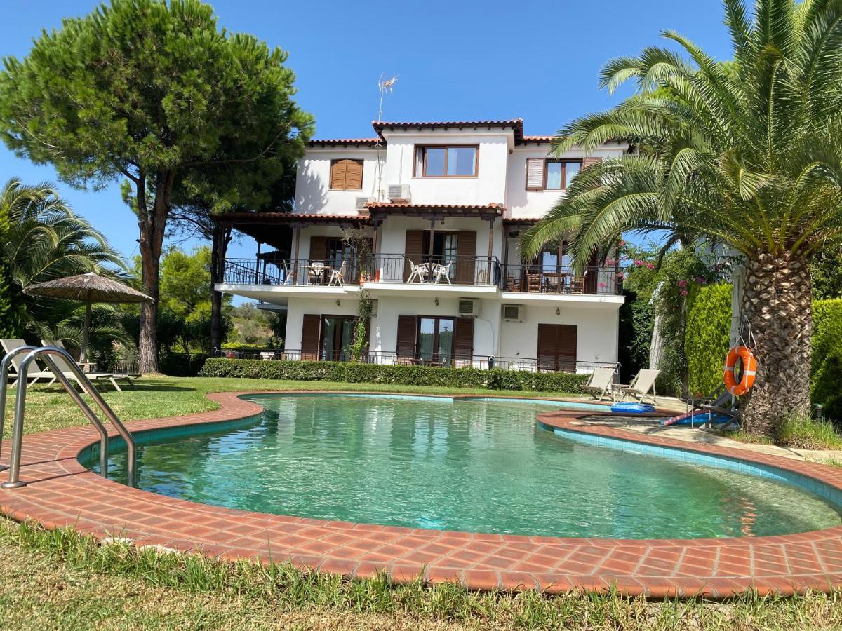 Villa Xanthippi Agia Paraskevi  Exterior foto